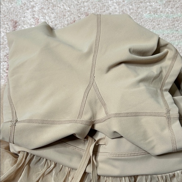 Popflex Pirouette Skort Beige Size 1X Athleisure Tennis Pickleball Tulle - Picture 8 of 11